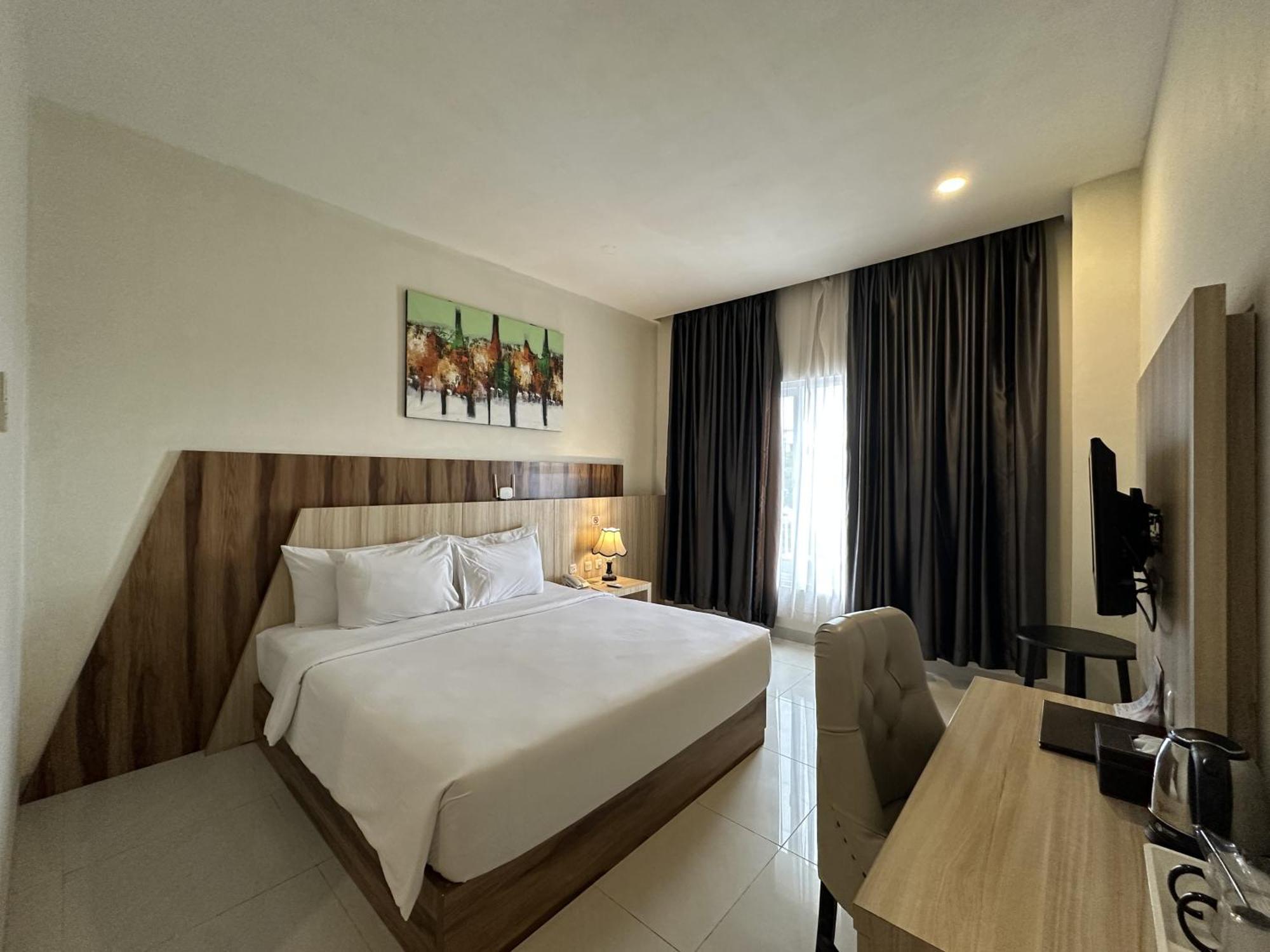 Vega Prime Hotel & Convention Sorong Room photo