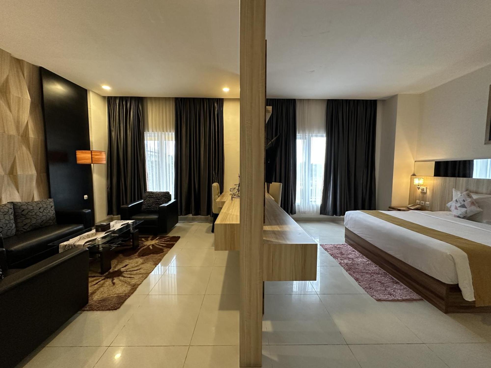 Vega Prime Hotel & Convention Sorong Room photo